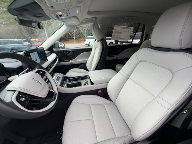 New 2026 Lincoln Aviator 2WD image 14