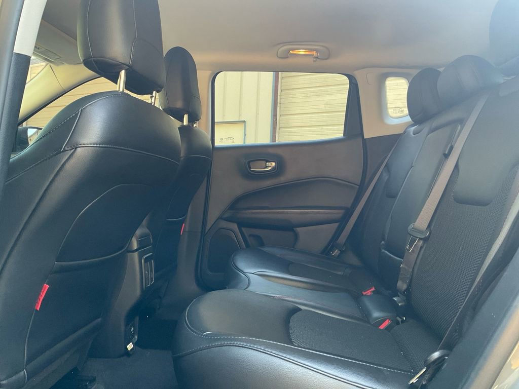 Used 2021 Jeep Compass Trailhawk image 14