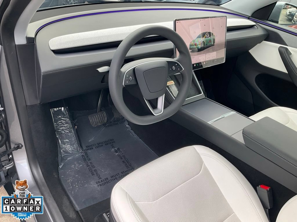 Used 2026 Tesla Model Y Long Range AWD/4WD image 6
