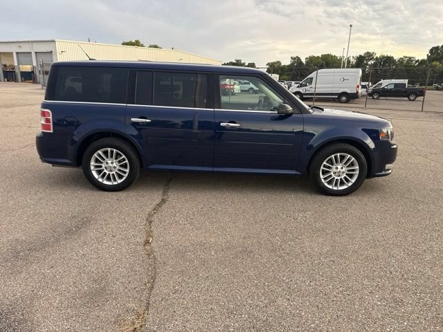 Used 2016 Ford Flex SEL w/ Equipment Group 202A FWD image 10