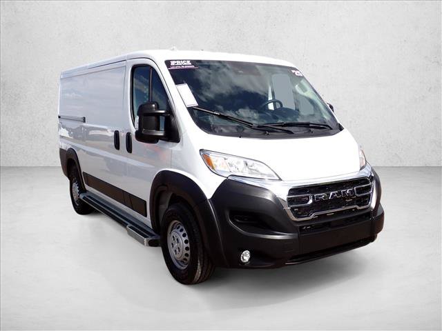 Used 2025 RAM ProMaster 2500 w/ U-Haul Equipment Group FWD image 6
