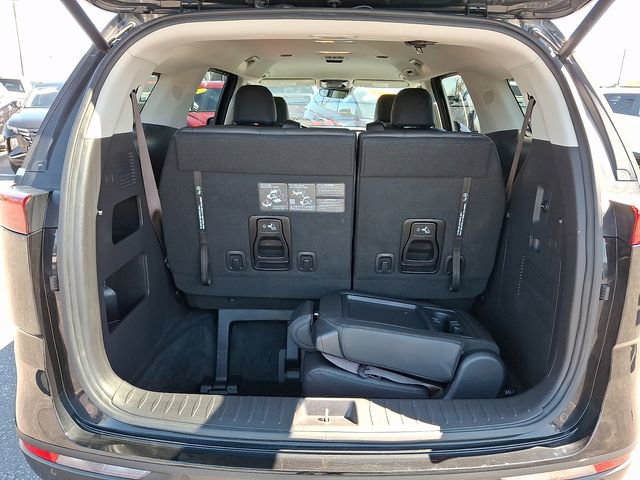 Certified 2024 Kia Carnival EX image 30