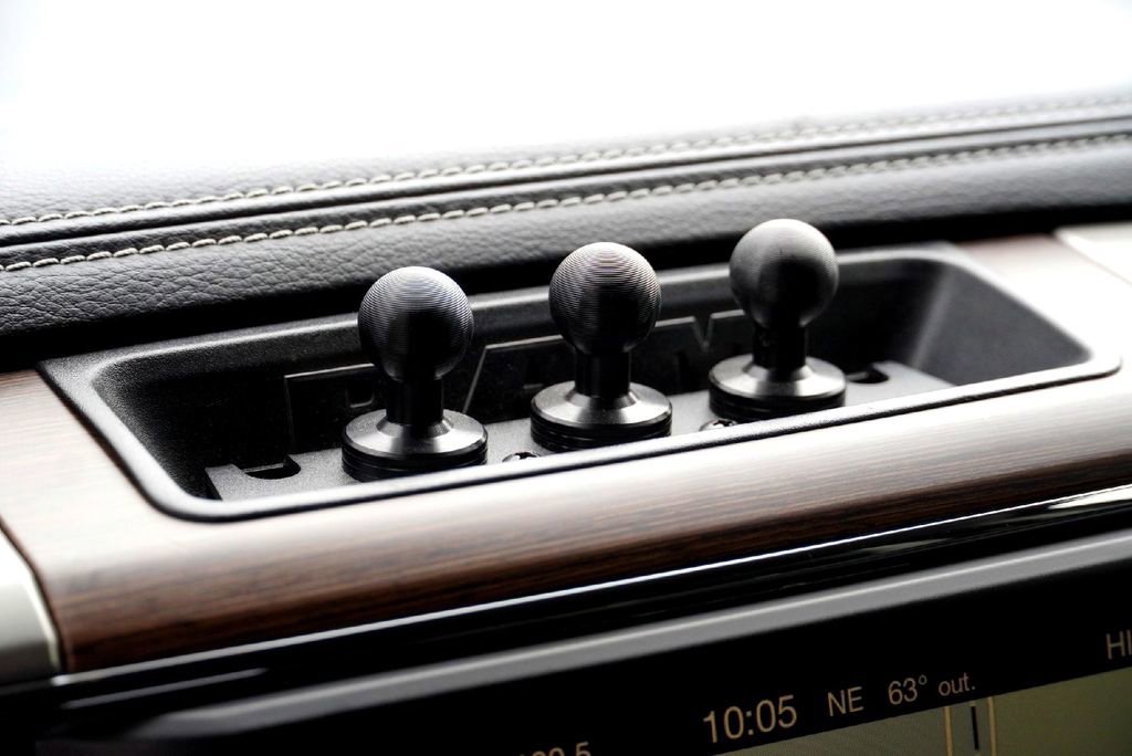 Used 2017 RAM 2500 Laramie w/ Sport Appearance Group image 23