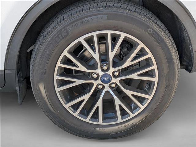 Used 2022 Ford Escape SEL w/ Technology Package image 7