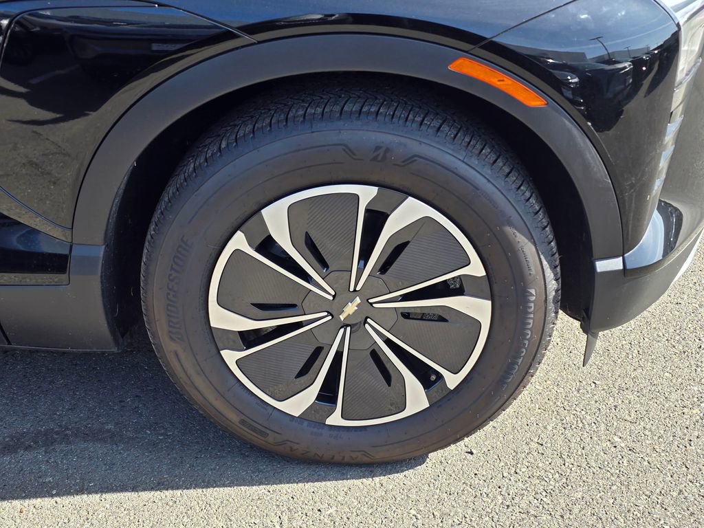 New 2026 Chevrolet Blazer EV LT image 9