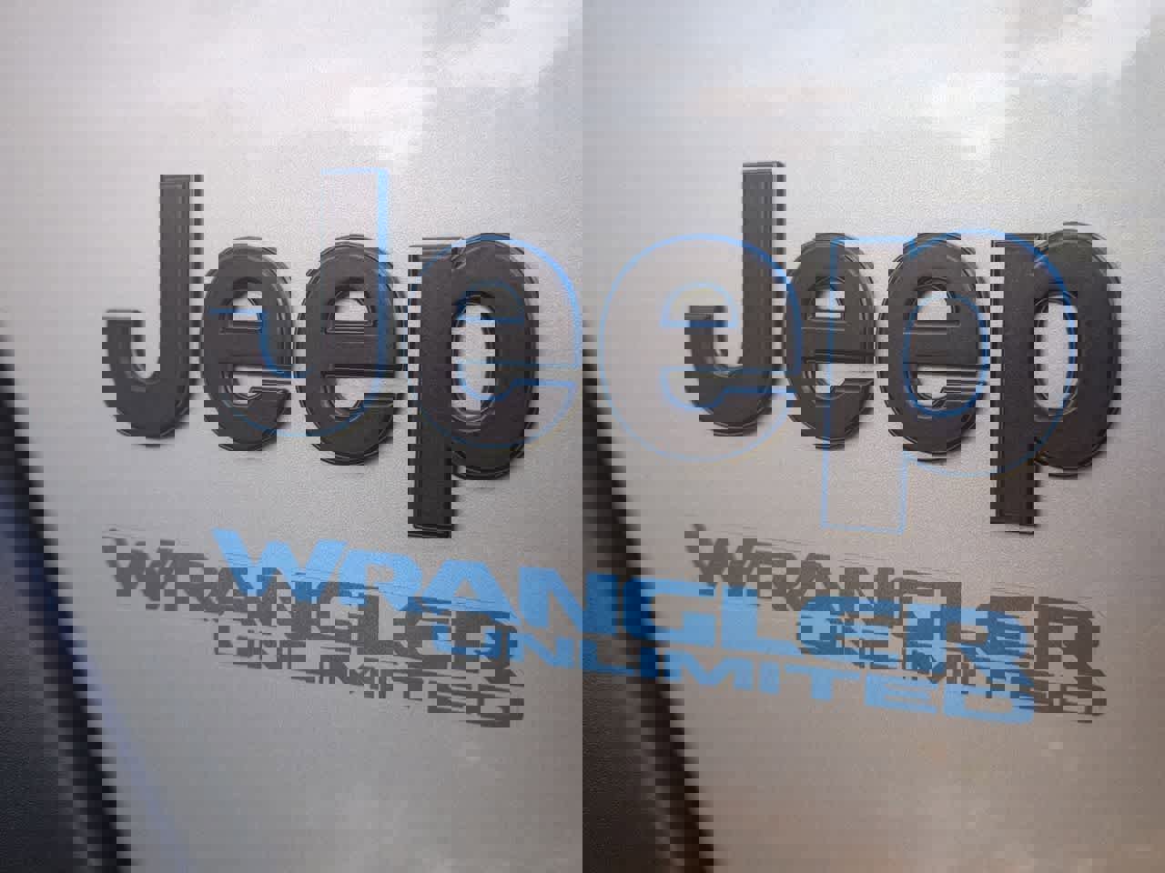 Used 2022 Jeep Wrangler Unlimited Rubicon 4xe w/ Safety Group image 12