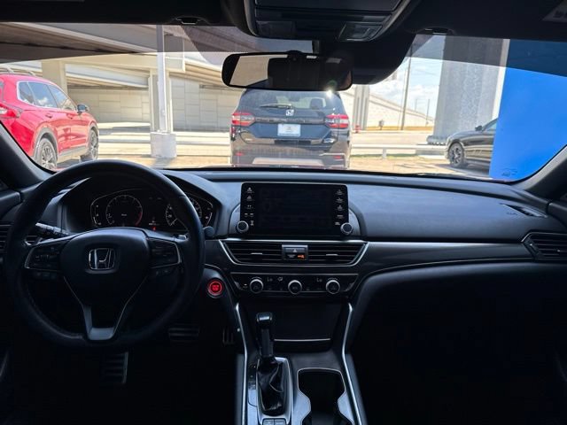 Used 2018 Honda Accord Sport image 7