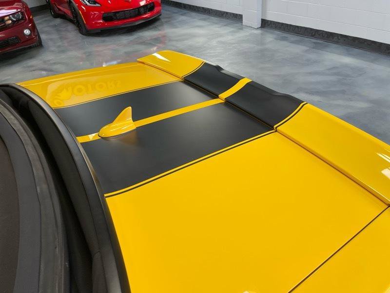 Used 2017 Dodge Challenger SRT w/ Technology Group image 18