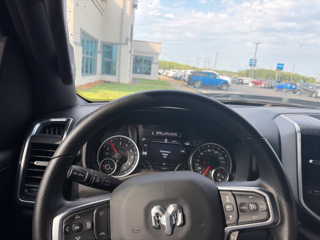 Used 2026 RAM 1500 Express AWD/4WD image 24