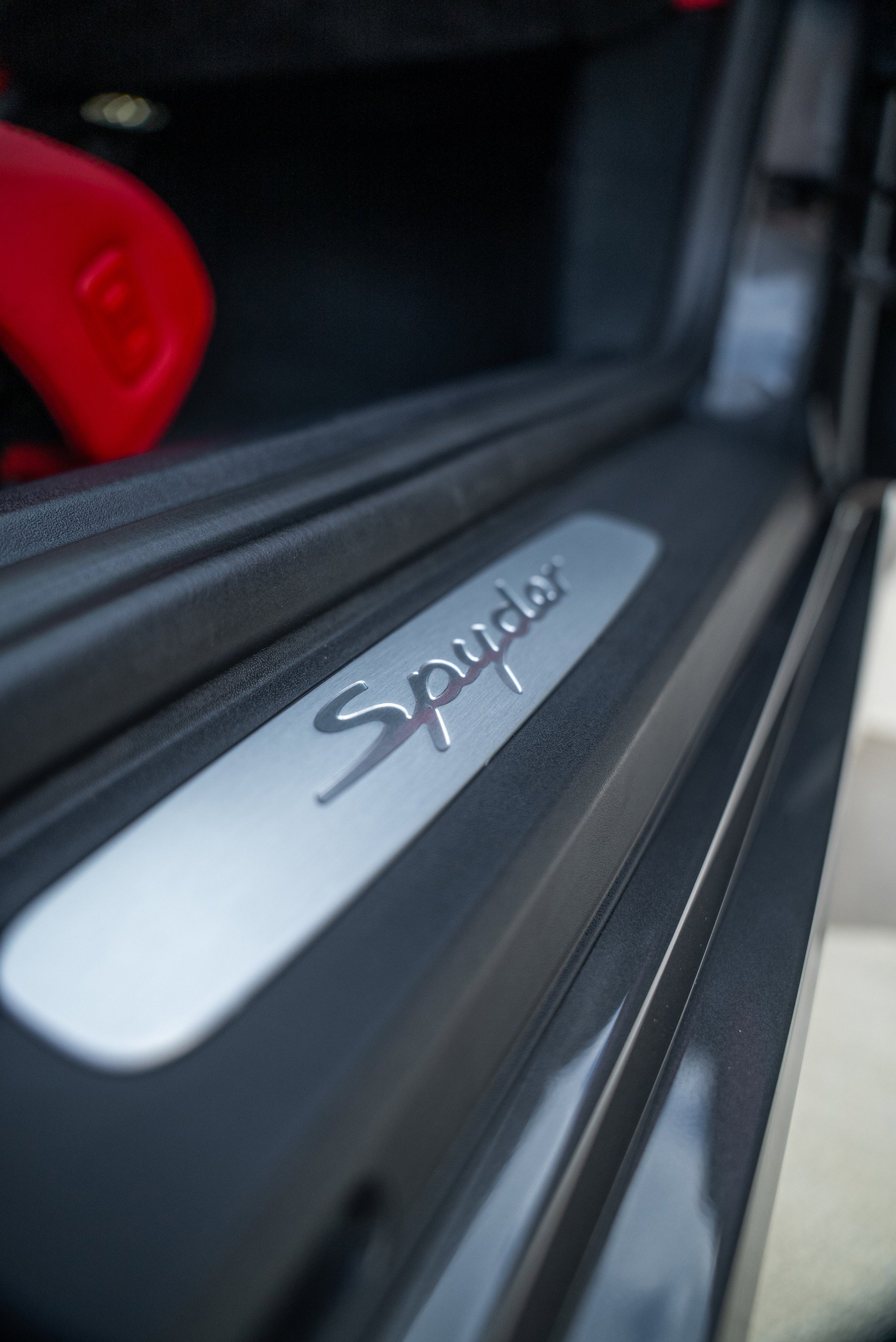 Used 2016 Porsche Boxster Spyder image 8