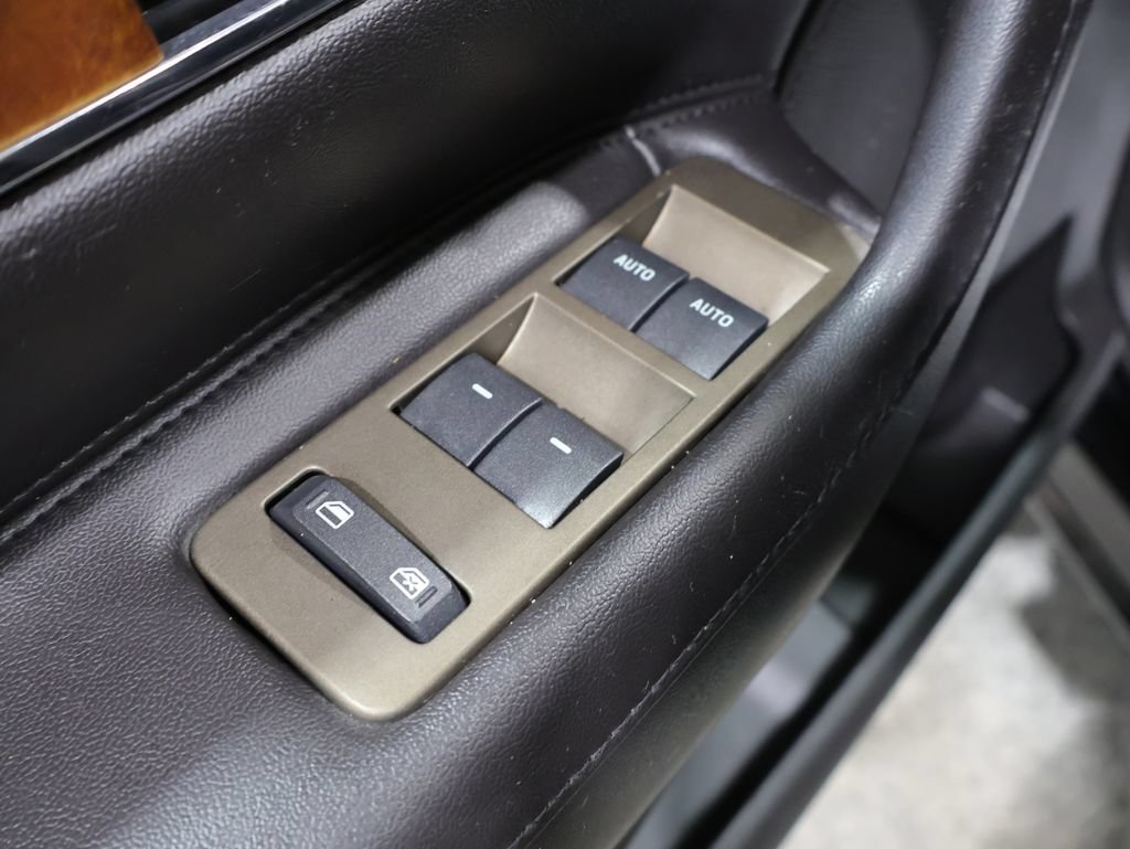 Used 2013 Lincoln MKX AWD image 14
