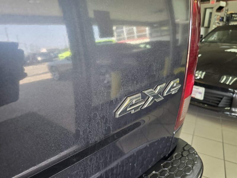 Used 2019 RAM 1500 Express w/ Express Value Package AWD/4WD image 29