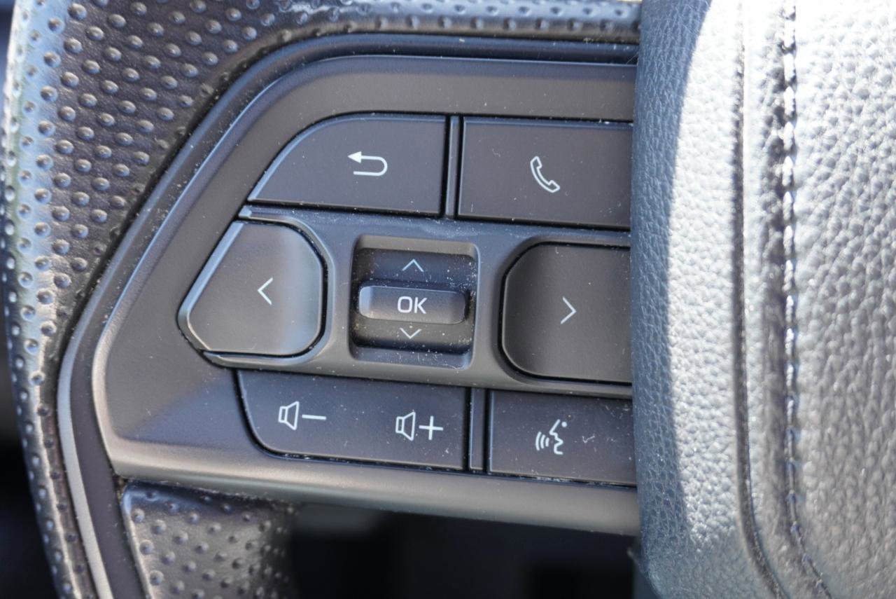 Used 2024 Toyota Tacoma SR RWD image 11
