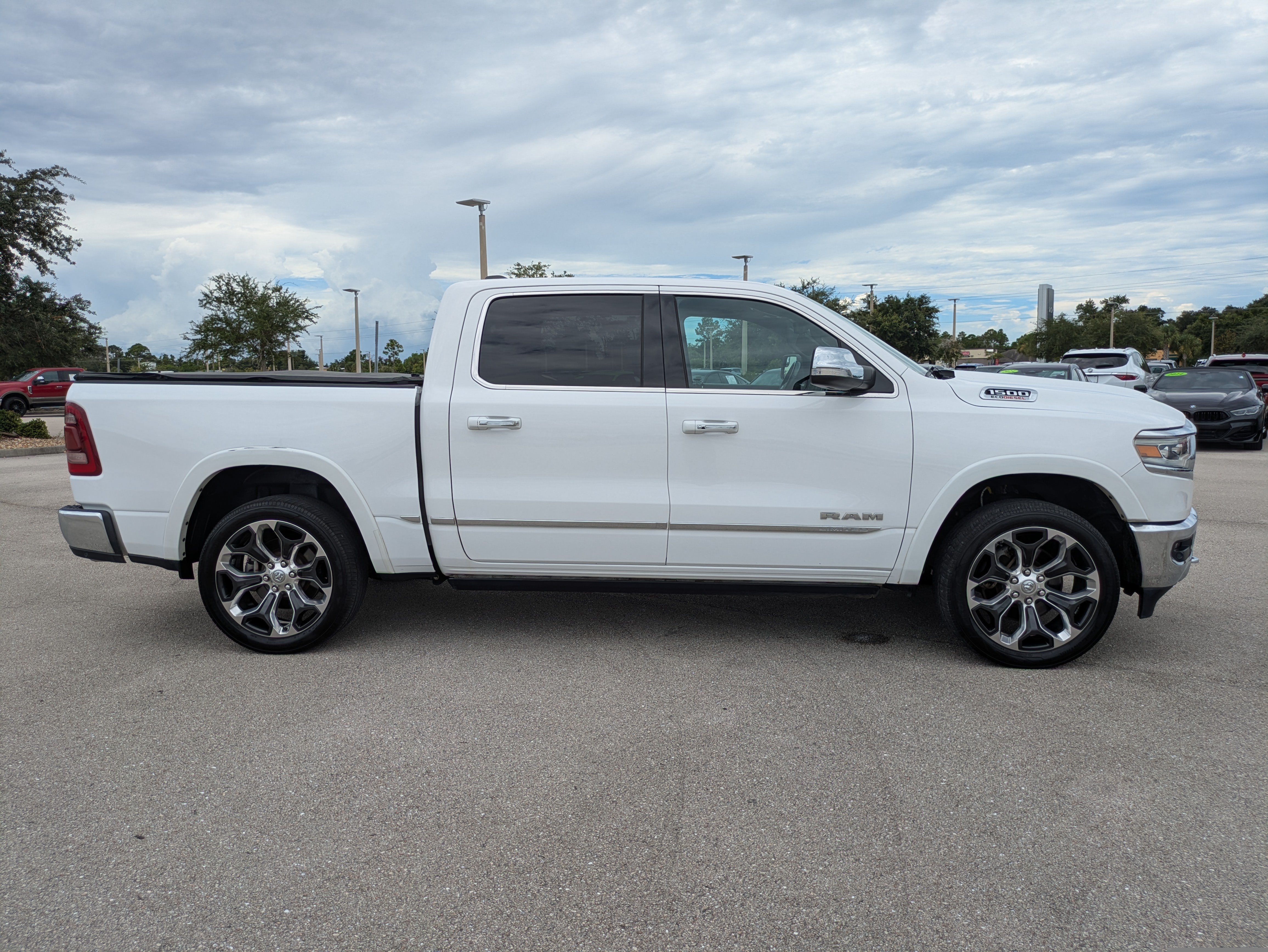 Used 2021 RAM 1500 Limited AWD/4WD image 3