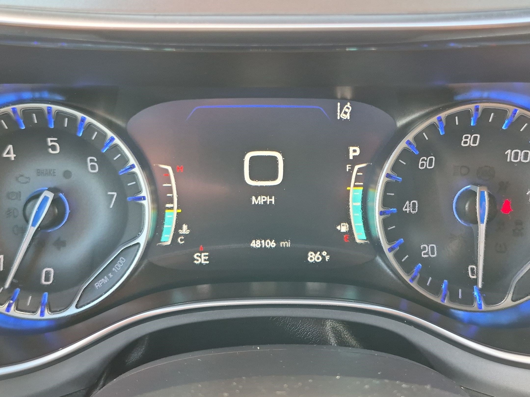 Used 2025 Chrysler Pacifica Limited FWD image 21