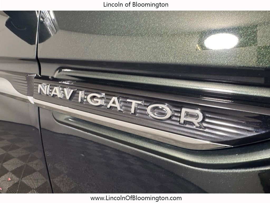 Used 2023 Lincoln Navigator L Black Label AWD/4WD image 14