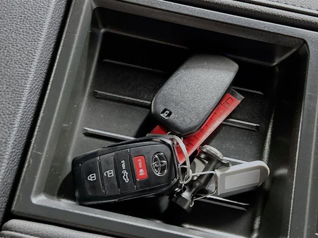 New 2026 Toyota Tundra SR5 AWD/4WD image 31