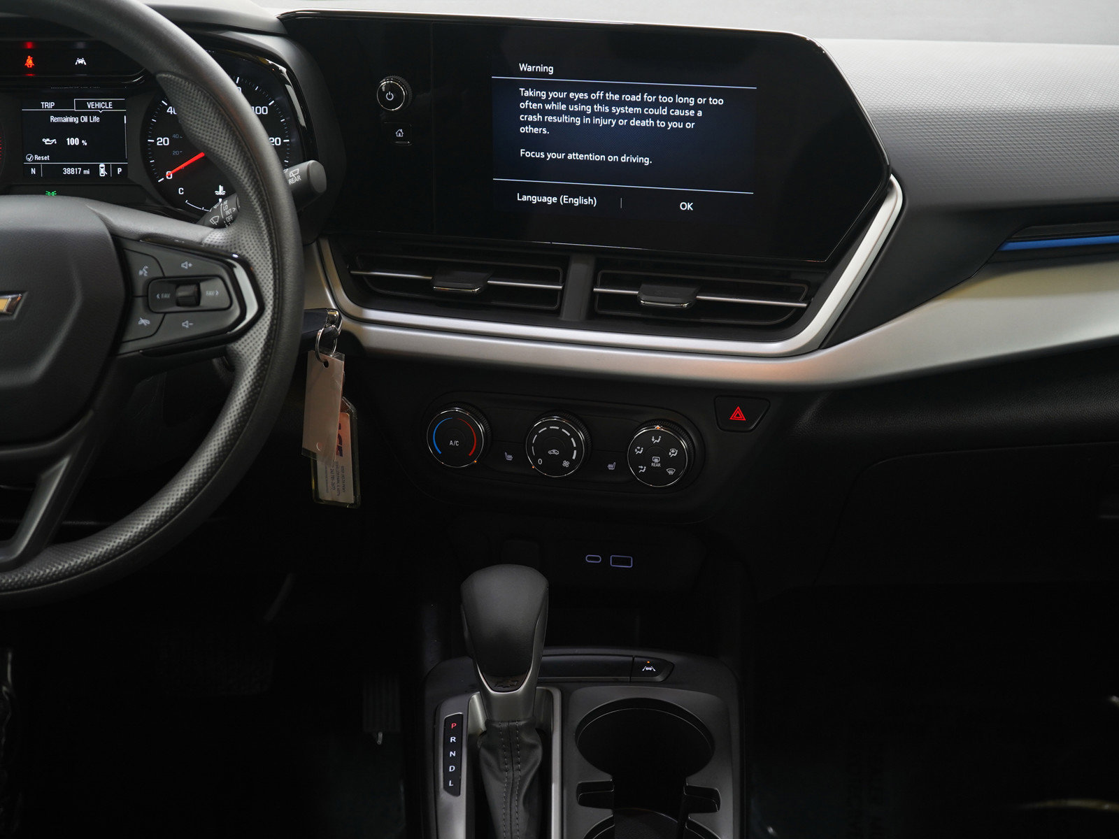 Used 2024 Chevrolet Trax LS w/ LS Convenience Package image 16