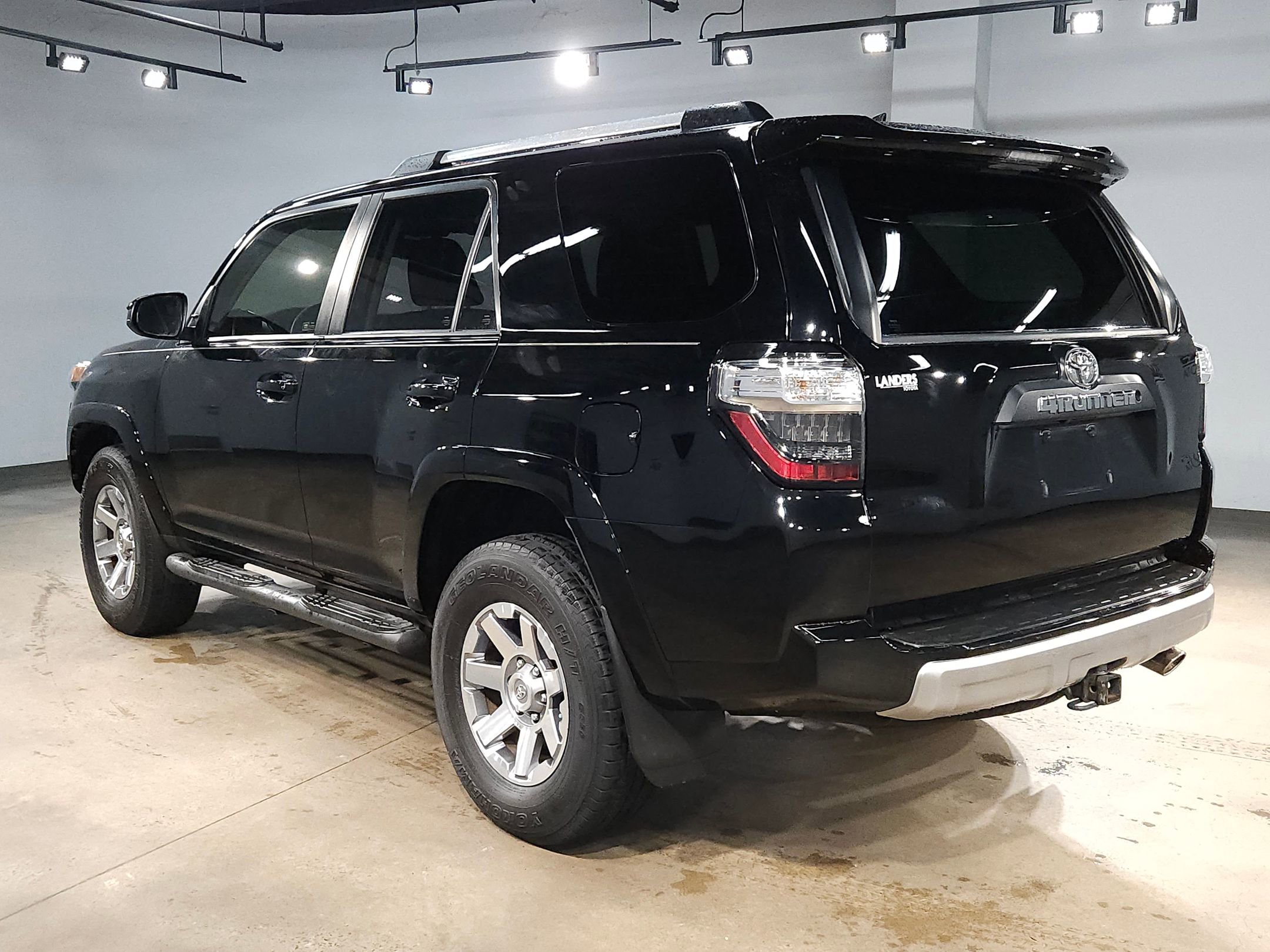 Used 2015 Toyota 4Runner Trail AWD/4WD image 5