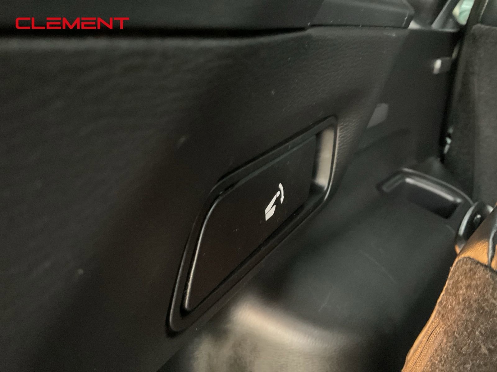 Used 2023 Mitsubishi Outlander SE image 48