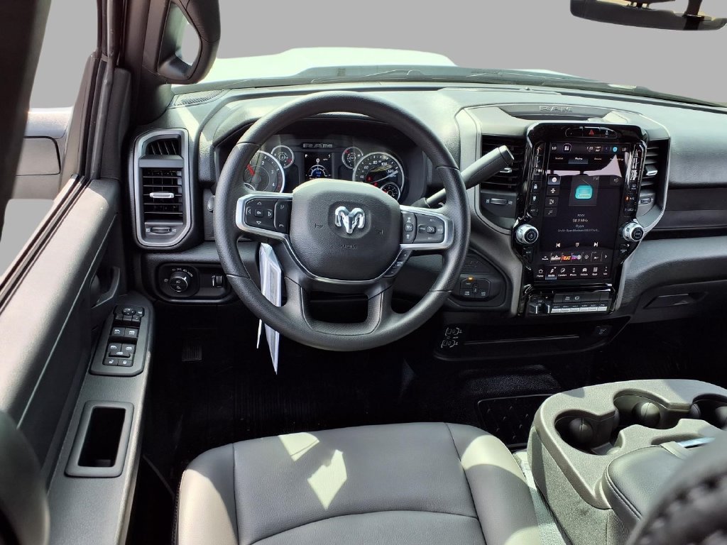 New 2027 RAM 3500 Tradesman AWD/4WD image 4