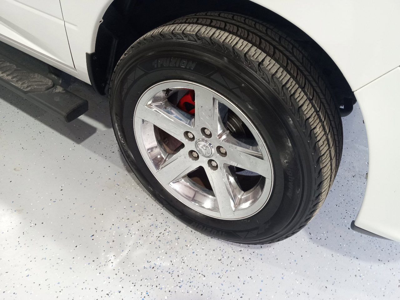 Used 2018 RAM 1500 Express w/ Express Value Package image 3
