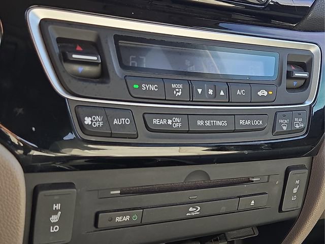 Used 2016 Honda Pilot Touring image 20