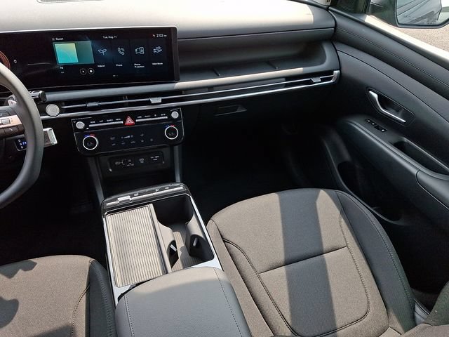 New 2026 Hyundai Tucson Blue SE FWD image 11
