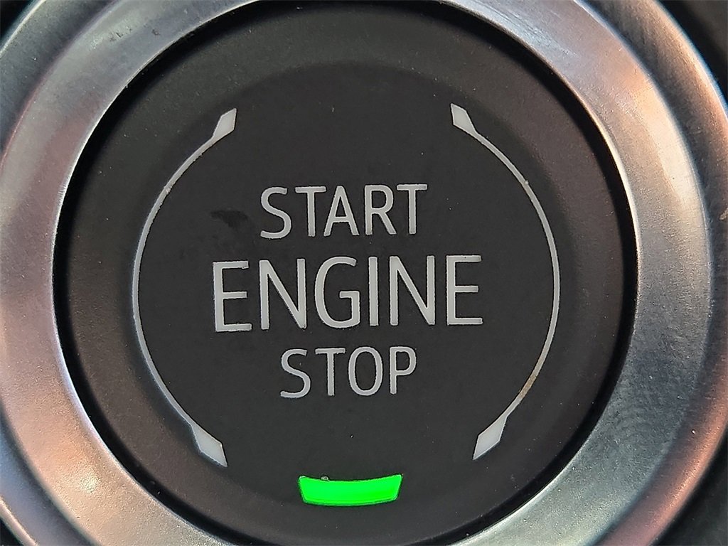 New 2025 Cadillac CT4 Premium Luxury image 30