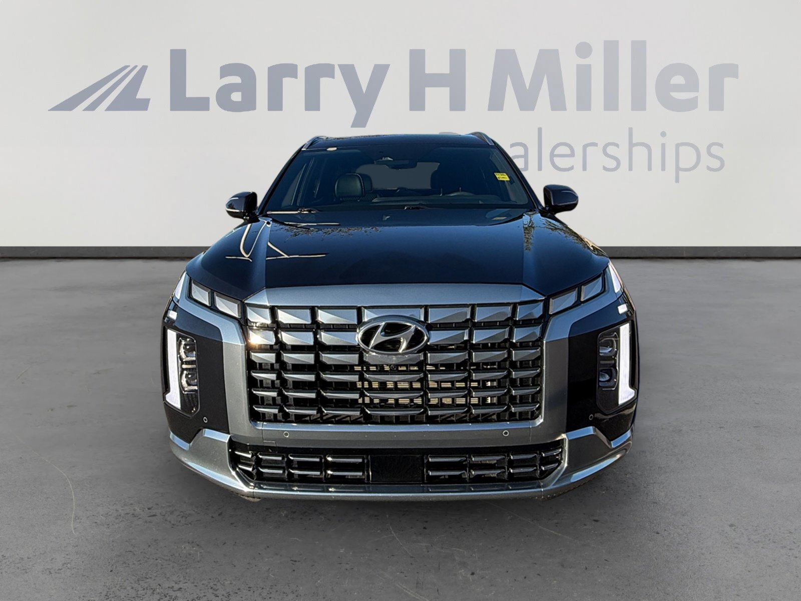 Used 2024 Hyundai Palisade Calligraphy image 8