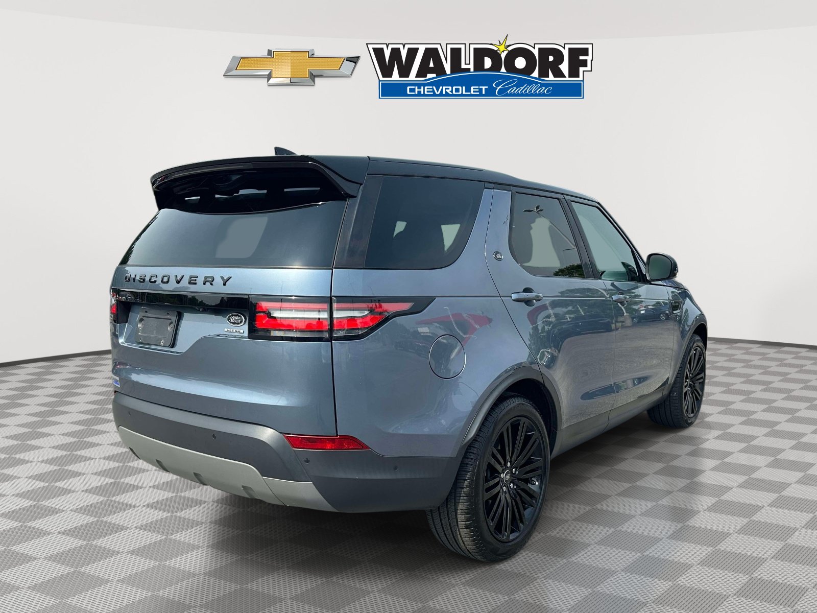Used 2020 Land Rover Discovery HSE AWD/4WD image 6