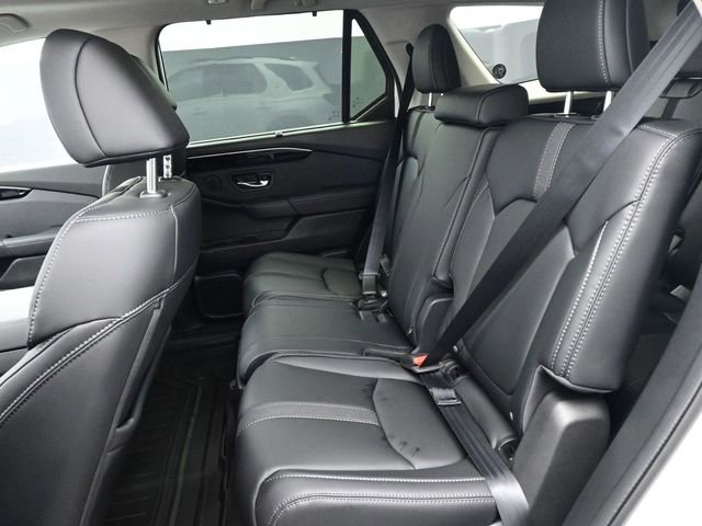 New 2025 Honda Pilot Touring image 10