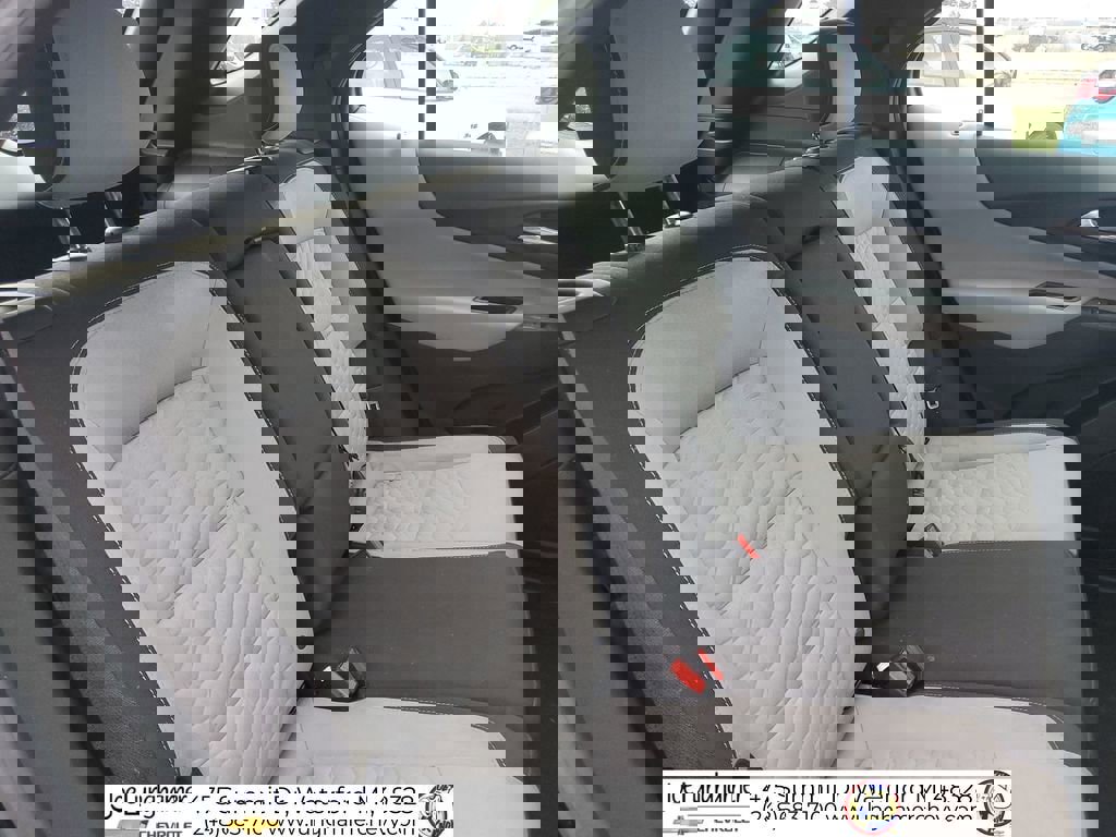 Certified 2018 Chevrolet Equinox LS FWD image 26