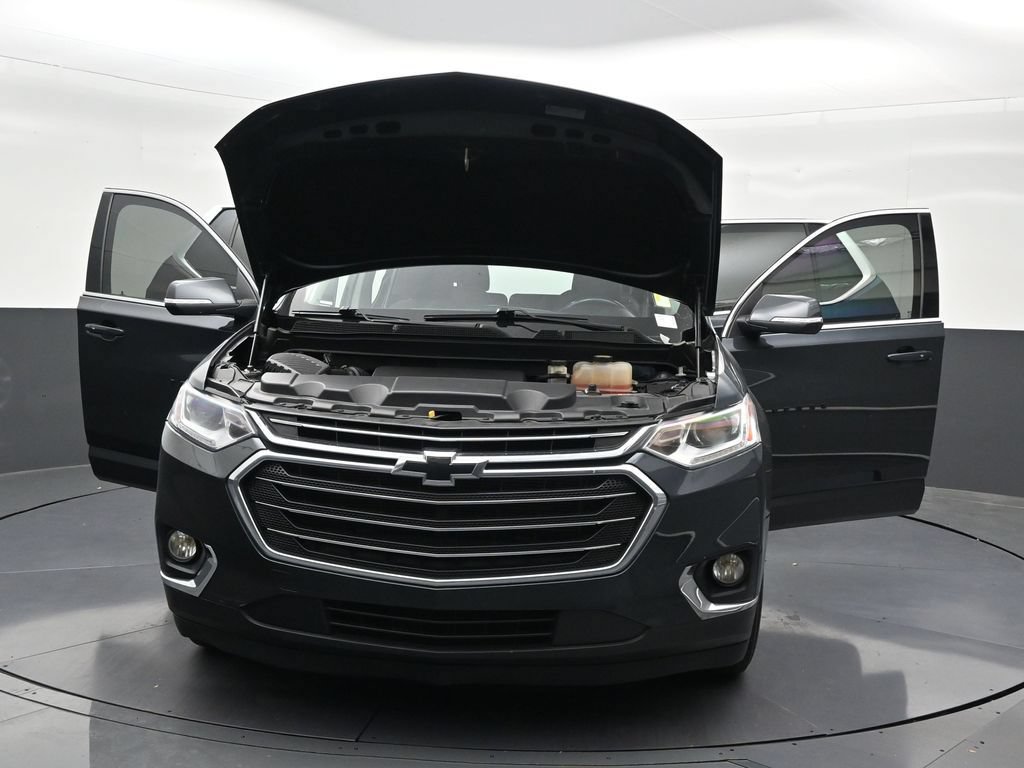 Used 2021 Chevrolet Traverse LT FWD image 37