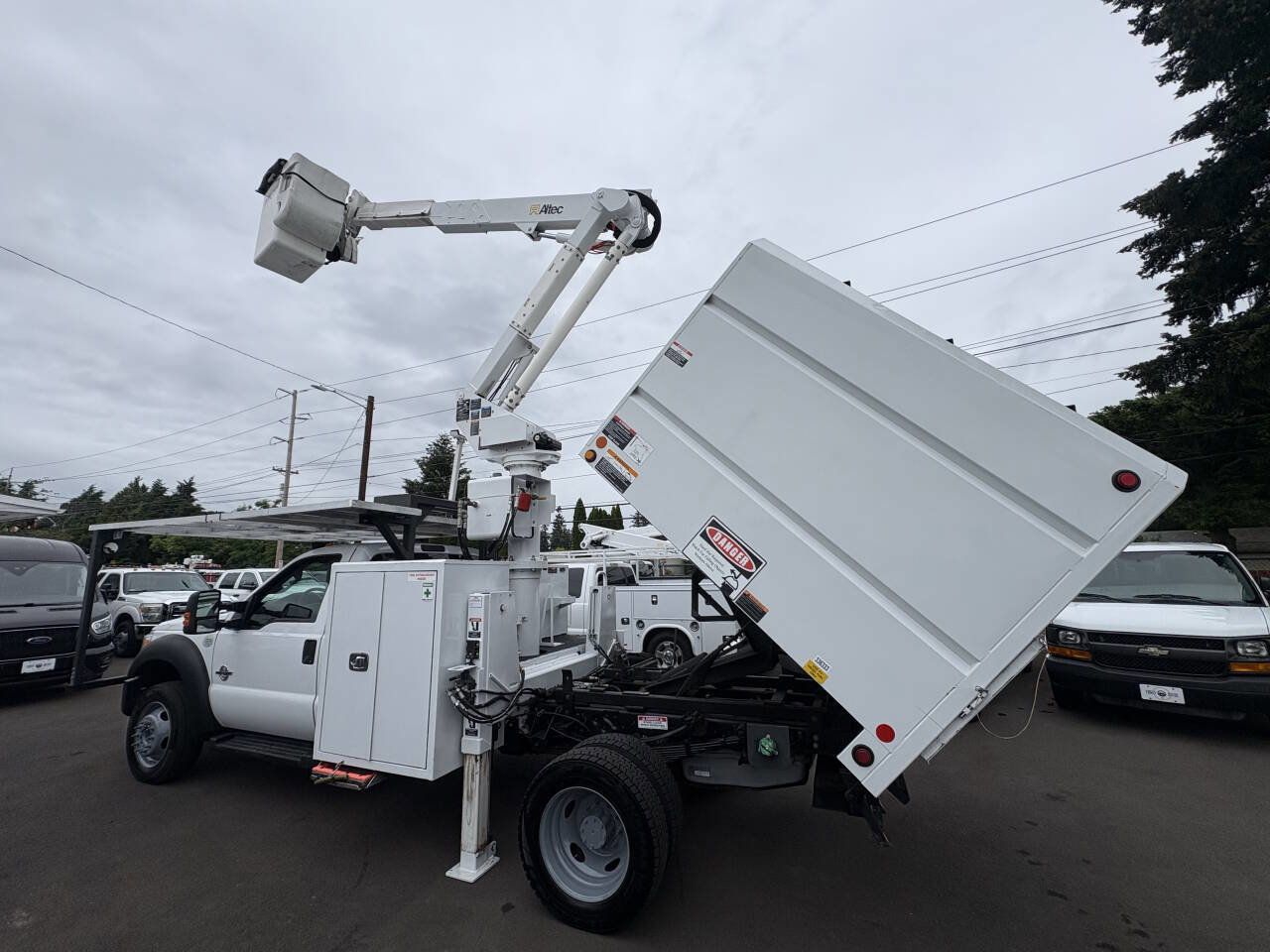 Used 2016 Ford F550 4x4 Regular Cab Super Duty image 20