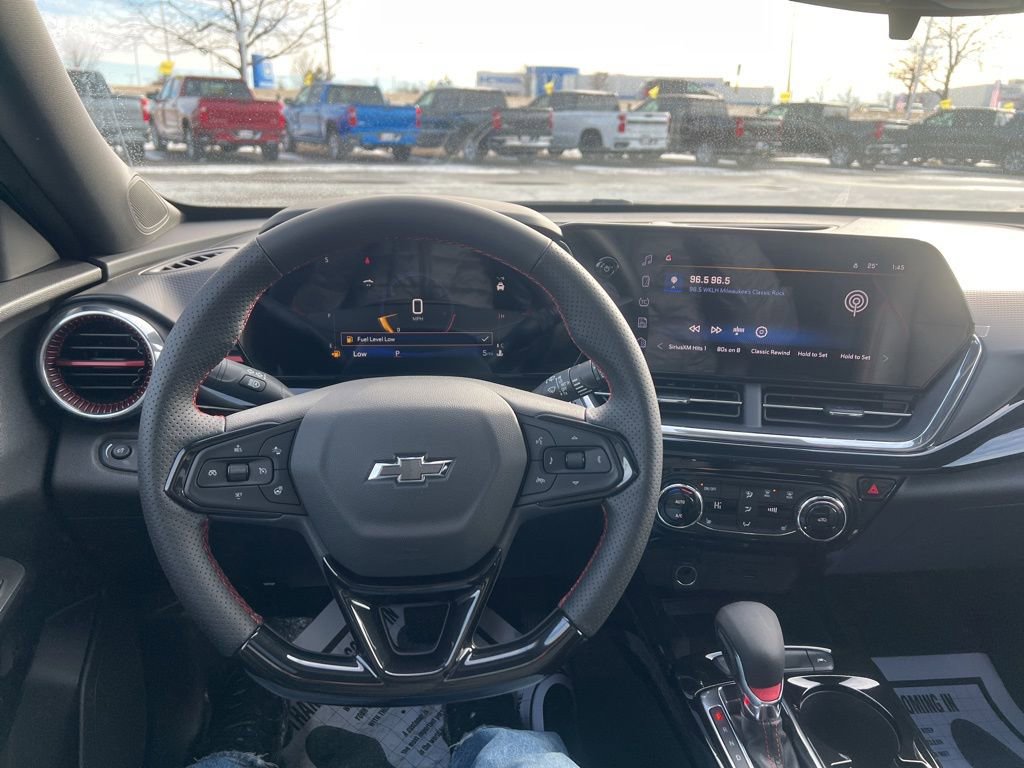 New 2026 Chevrolet Trax RS w/ Sunroof Package image 22