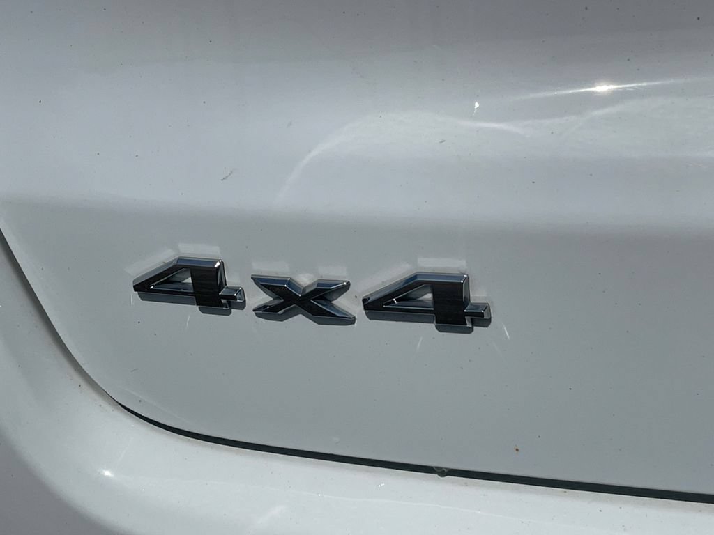 Used 2022 Jeep Compass Limited AWD/4WD image 18