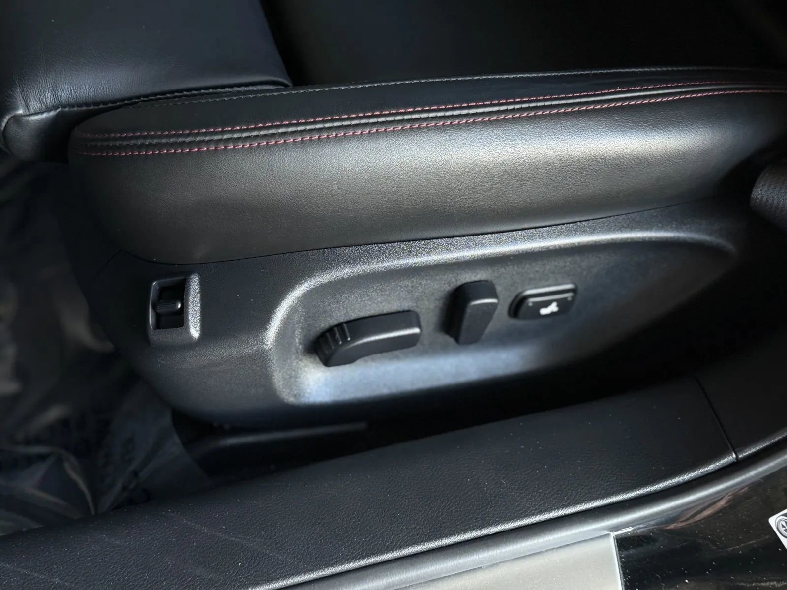 Used 2024 INFINITI Q50 Red Sport 400 w/ Black Opal Edition image 46