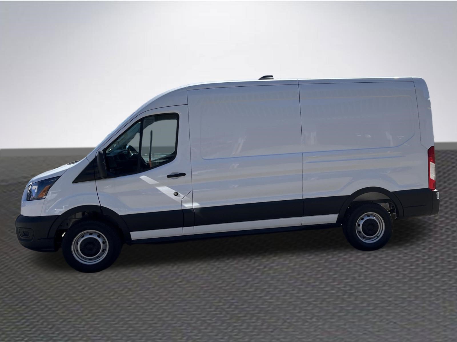 New 2026 Ford Transit 250 148 Medium Roof w/ Load Area Protection Package RWD image 4