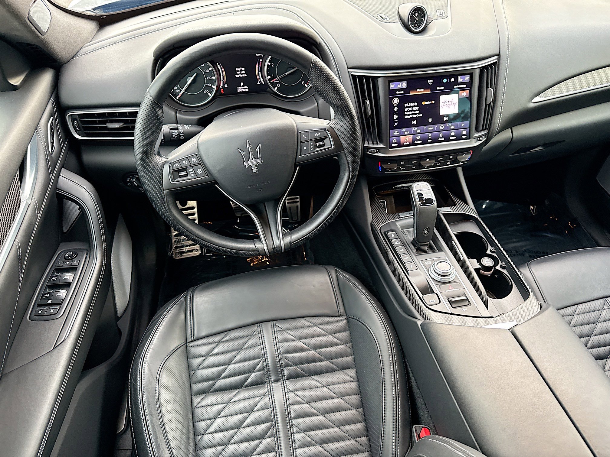 Used 2021 Maserati Levante S GranSport AWD/4WD image 17