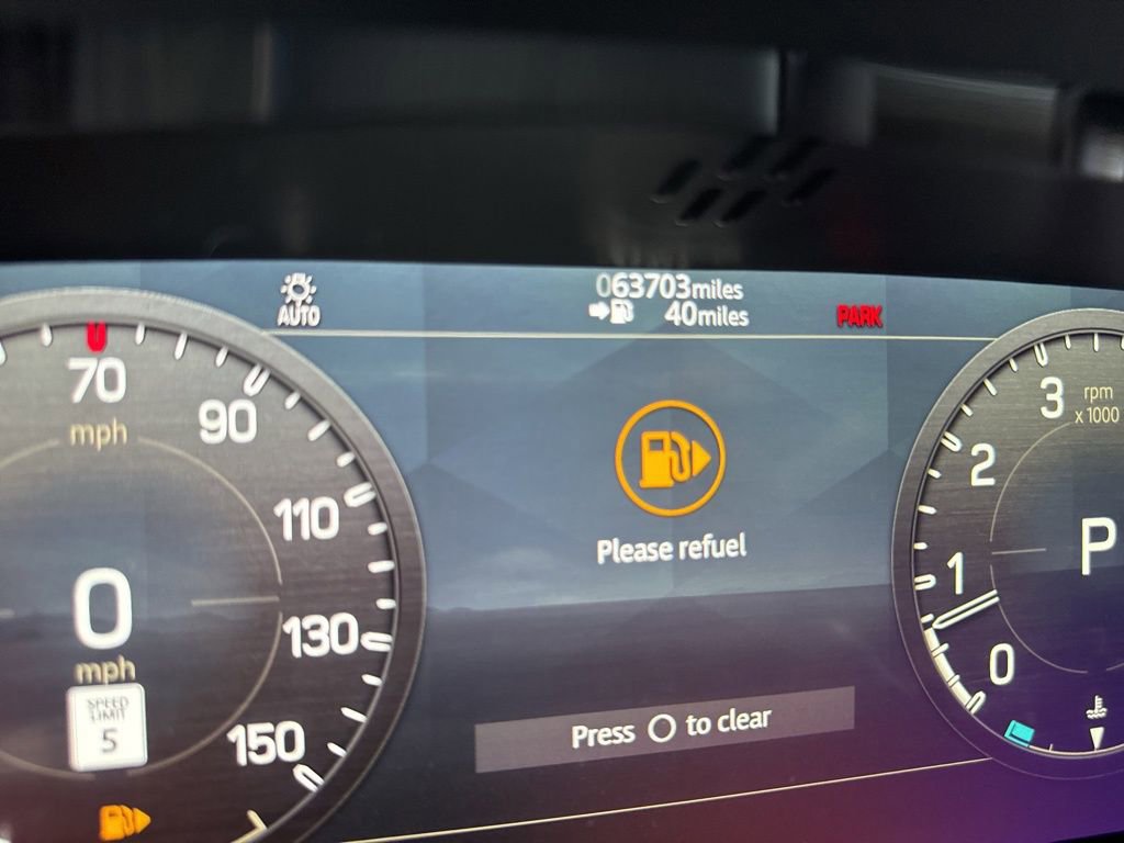 Used 2023 Land Rover Defender 90 S image 45