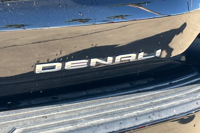 Used 2022 GMC Yukon Denali w/ Denali Premium Package AWD/4WD image 40