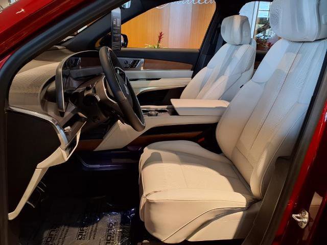 New 2026 Cadillac Vistiq Luxury AWD/4WD image 14