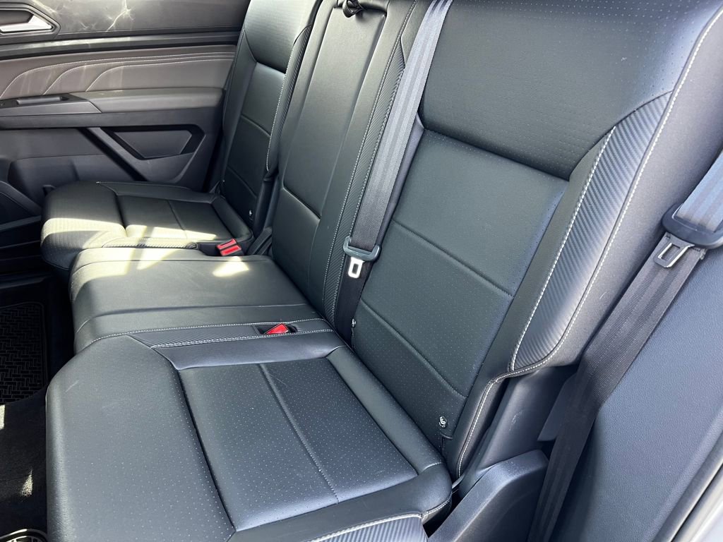 Used 2023 Volkswagen Atlas Cross Sport SE image 13