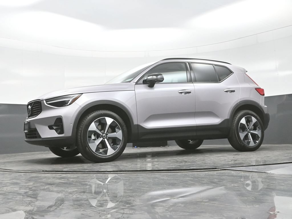 New 2026 Volvo XC40 B5 Plus w/ Protection Package Premier AWD/4WD image 27