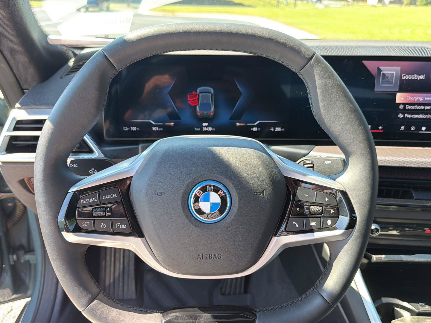 Used 2025 BMW i4 eDrive40 w/ Premium Package RWD image 19