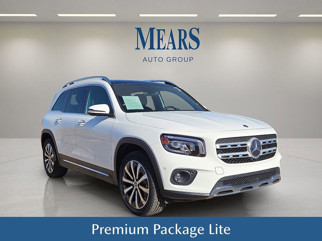 Used 2022 Mercedes-Benz GLB 250 w/ Premium Package Lite image 8