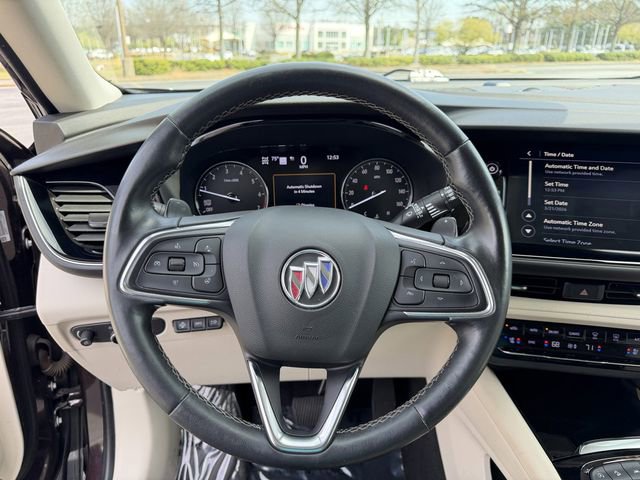Used 2022 Buick Envision Avenir w/ Technology Package II image 18