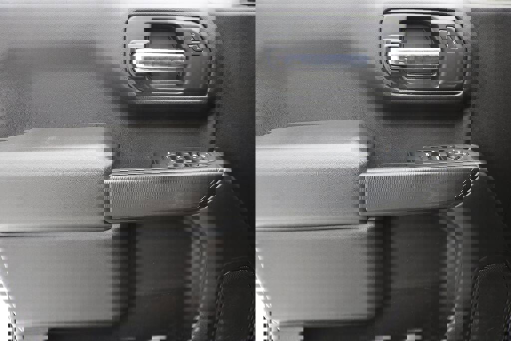 Used 2024 Chevrolet Silverado 1500 Custom AWD/4WD image 19