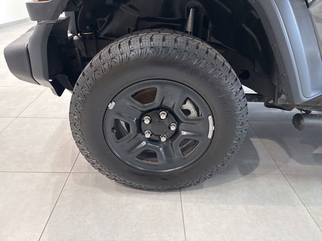 Used 2019 Jeep Wrangler Sport image 14